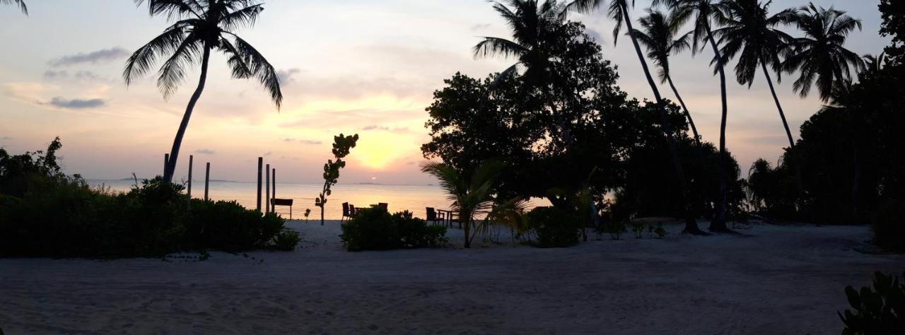 Endheri Sunset 3* Dhangethi